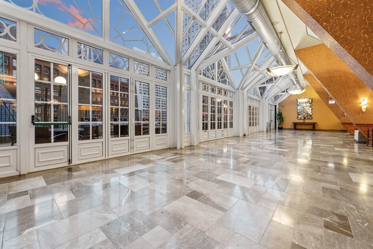 111 E Chestnut Street #28J, Chicago, IL 60611