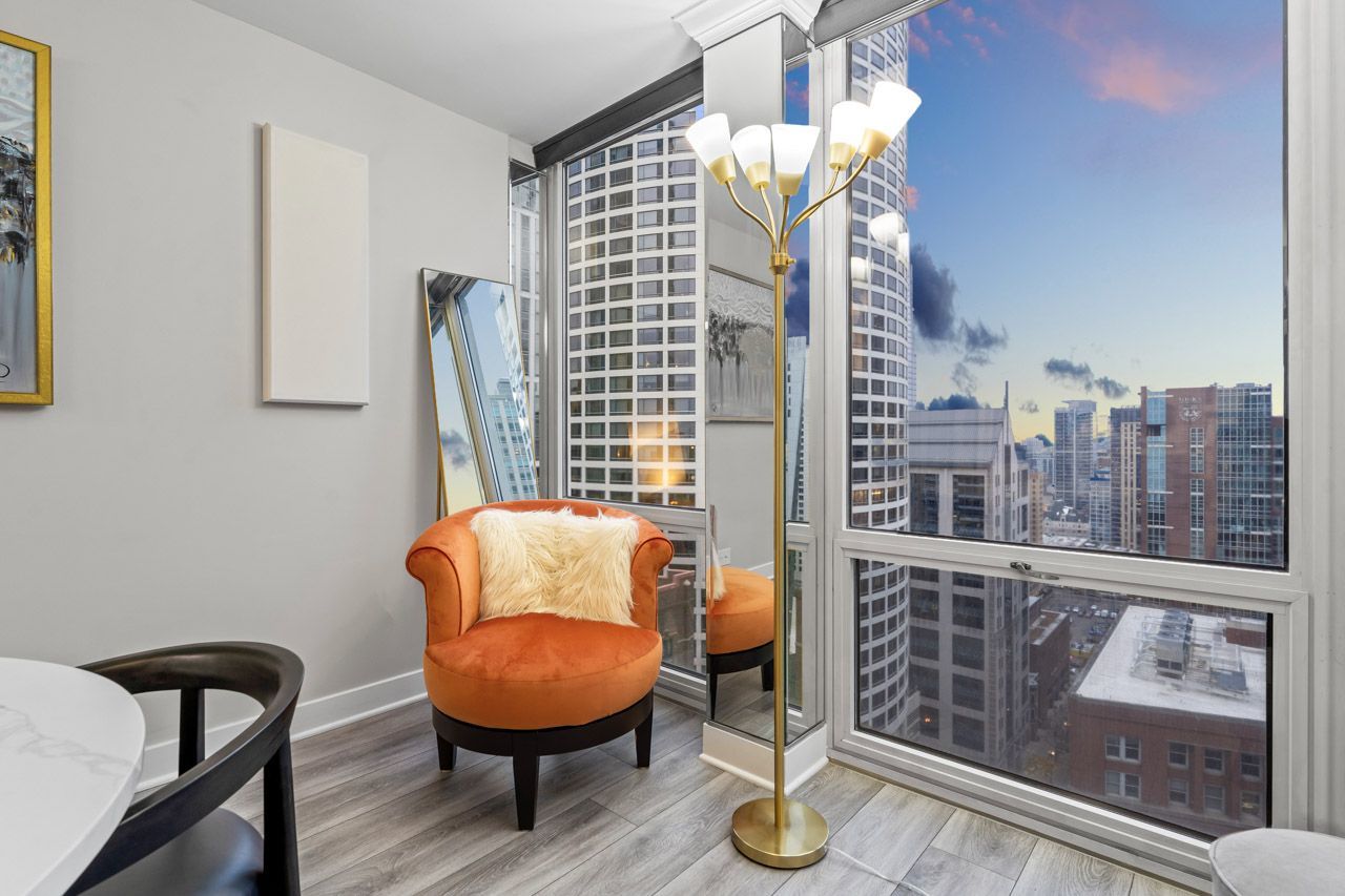 111 E Chestnut Street #28J, Chicago, IL 60611