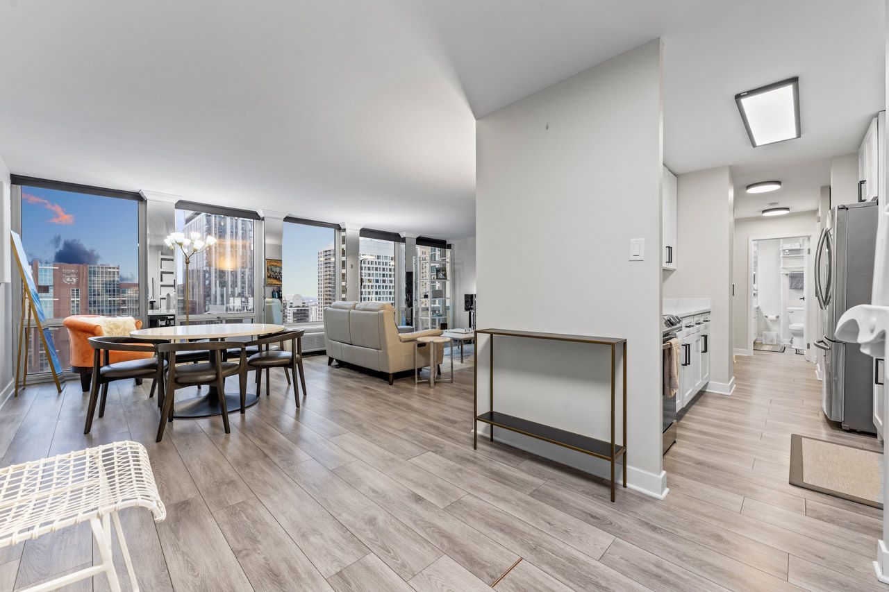 111 E Chestnut Street #28J, Chicago, IL 60611