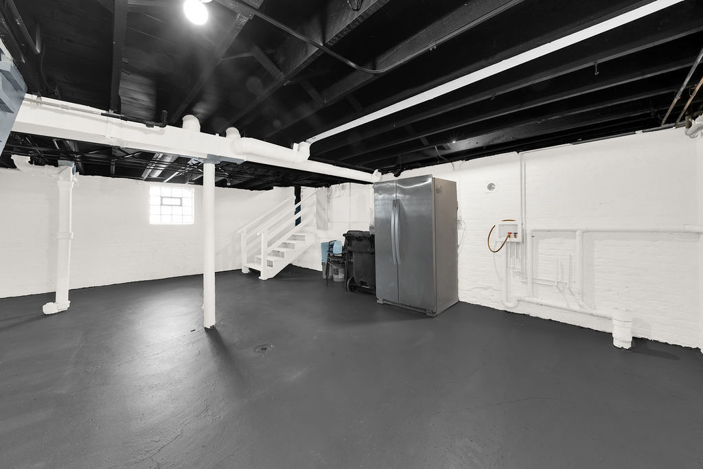 691 Wentworth Avenue, Calumet City, IL 60409