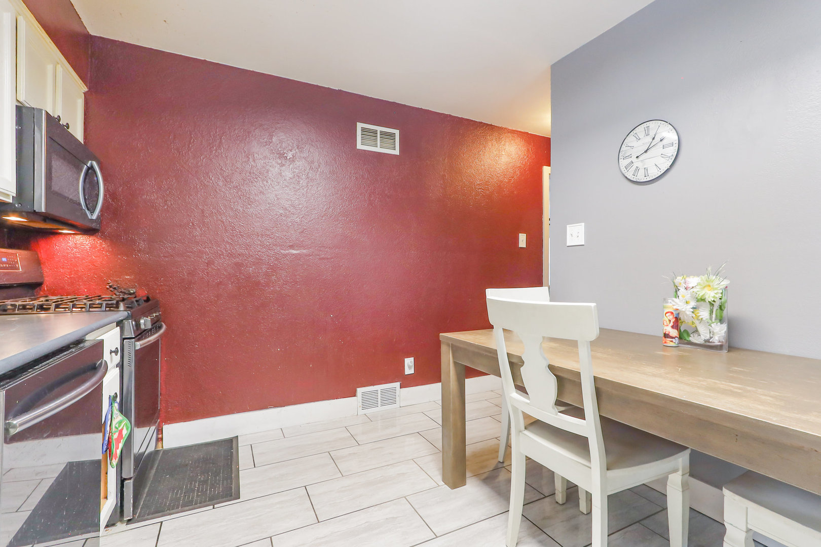 1404 Clara Avenue, Joliet, IL 60435