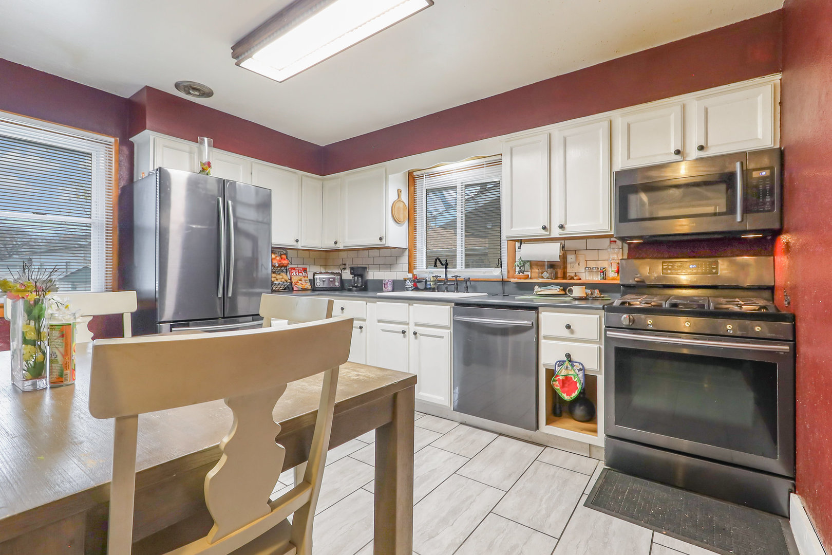 1404 Clara Avenue, Joliet, IL 60435