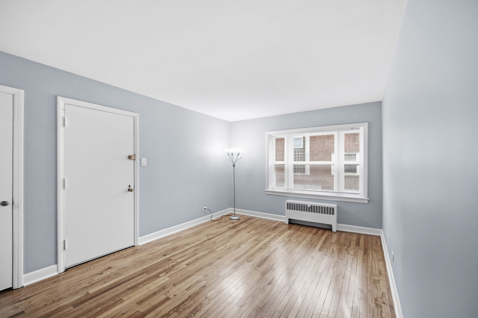 7524 N Ridge Boulevard #2W, Chicago, IL 60645