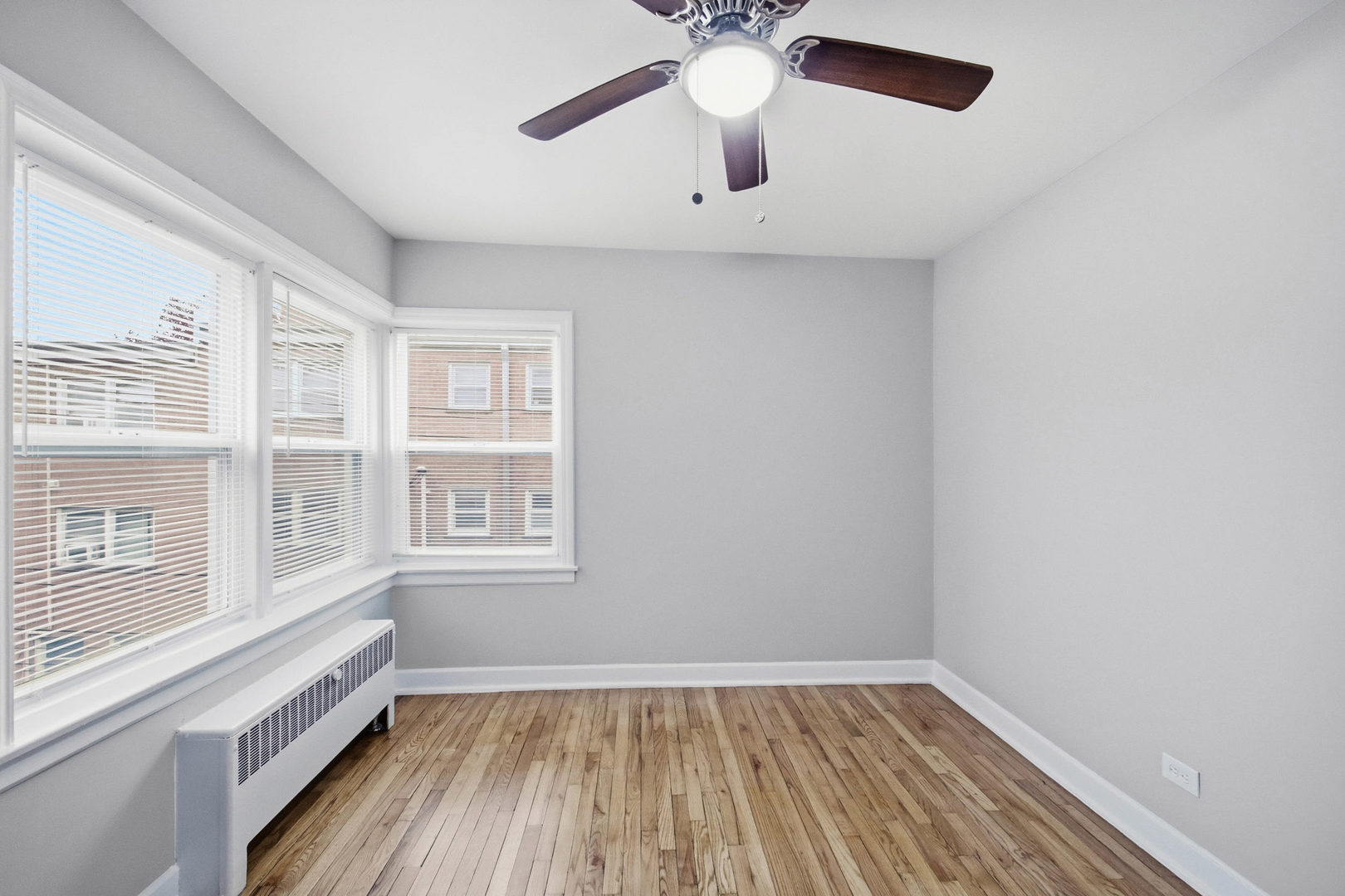 7524 N Ridge Boulevard #2W, Chicago, IL 60645