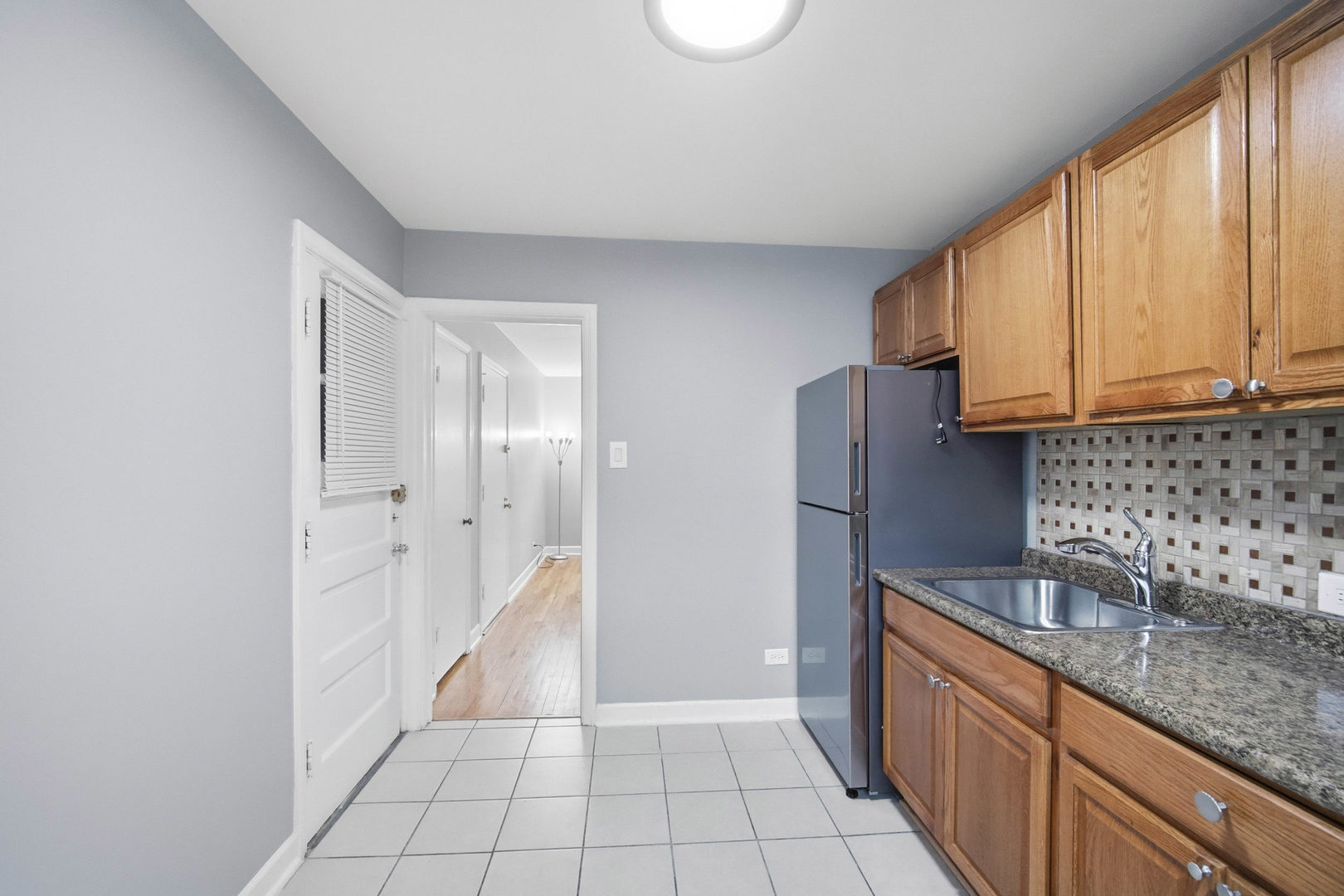 7524 N Ridge Boulevard #2W, Chicago, IL 60645