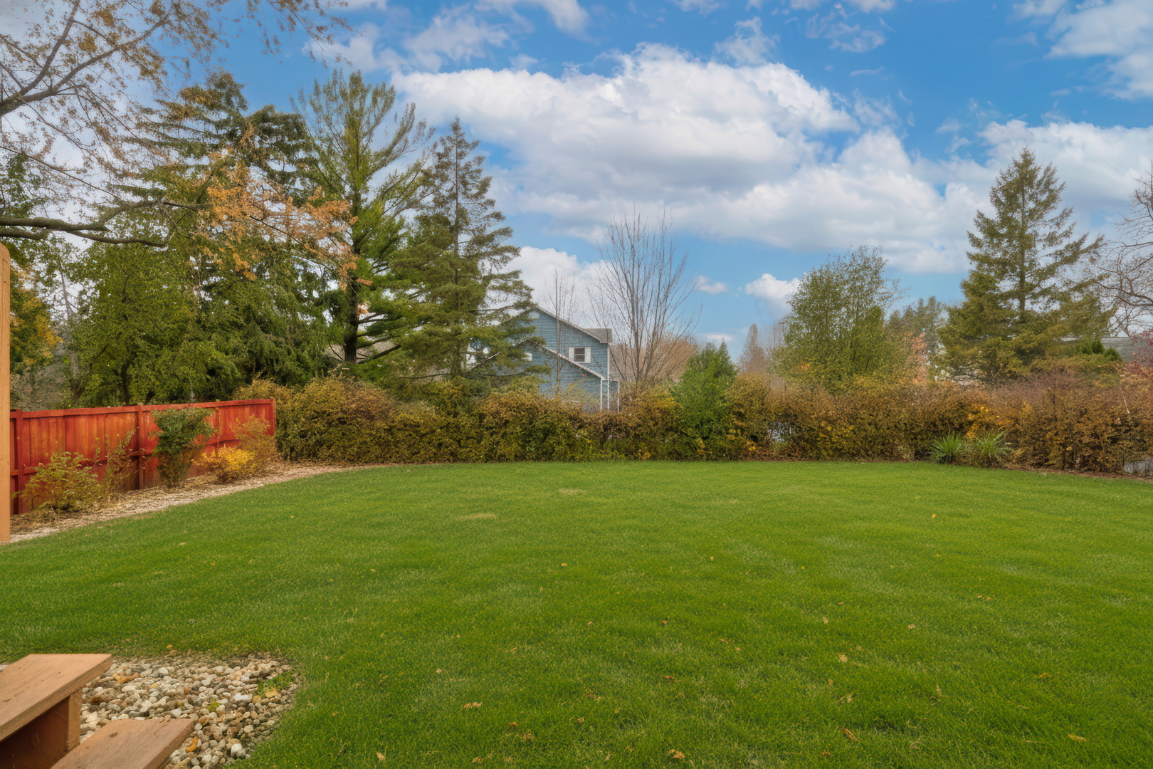 350 S Alleghany Road, Grayslake, IL 60030