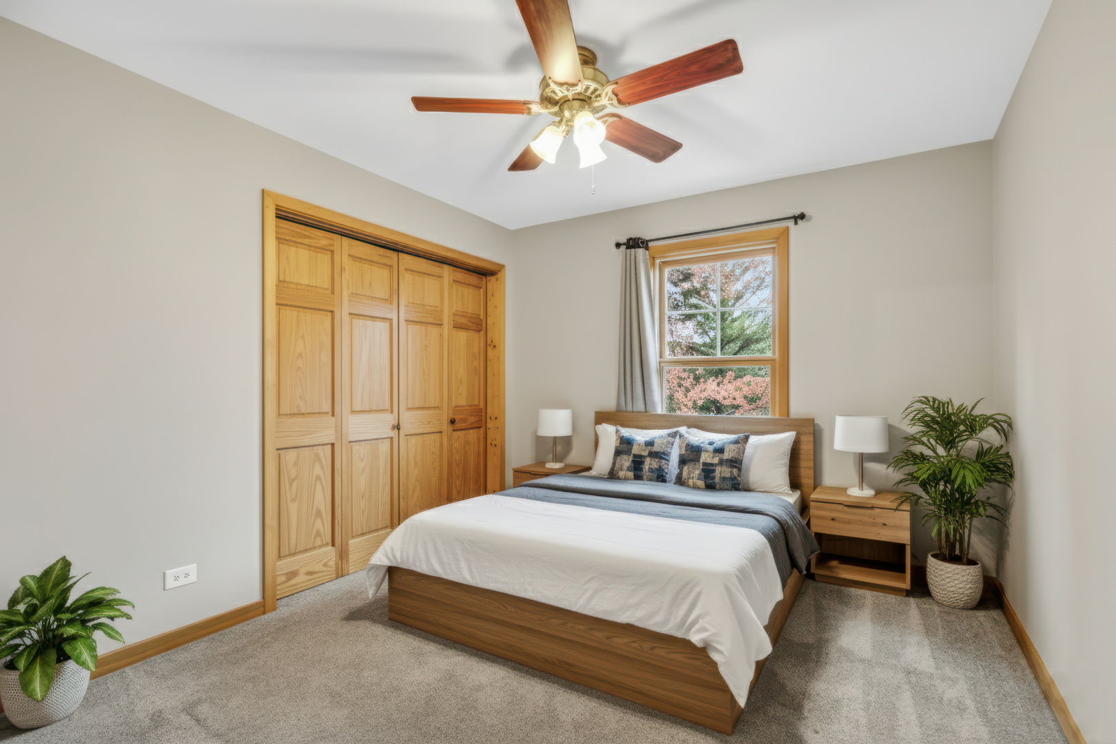 350 S Alleghany Road, Grayslake, IL 60030