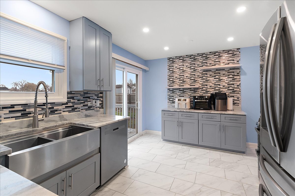 16953 88th Court, Orland Hills, IL 60487