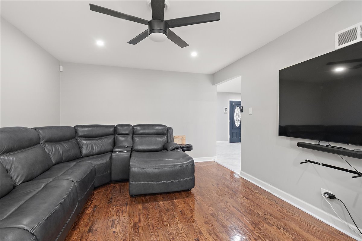 16953 88th Court, Orland Hills, IL 60487