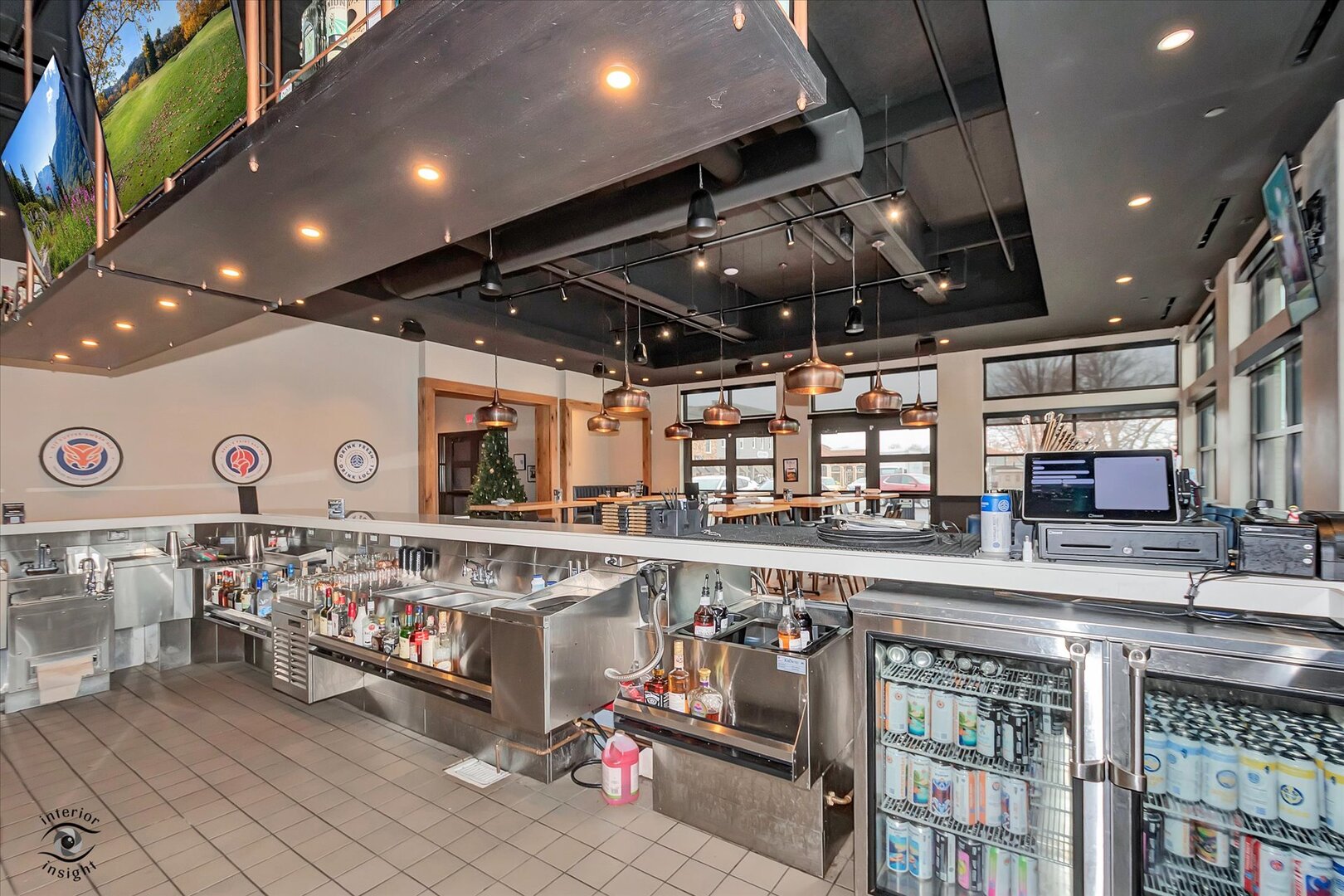 140 Washington Square, Washington, IL 61571