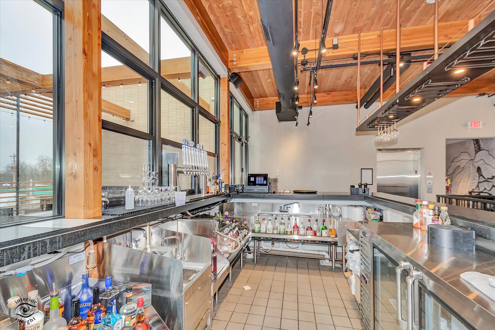 140 Washington Square, Washington, IL 61571