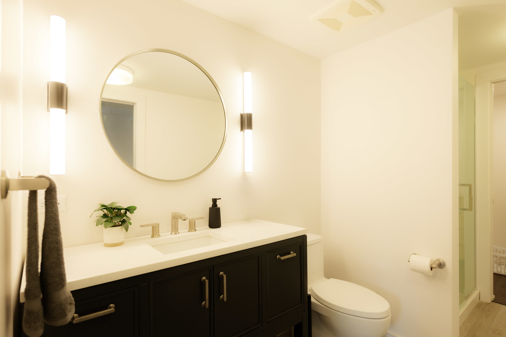 140 Washington Square, Washington, IL 61571