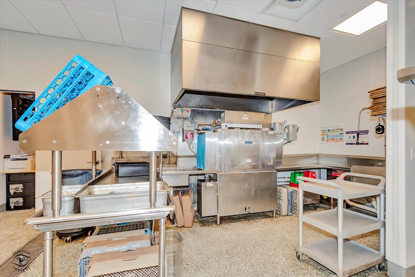 140 Washington Square, Washington, IL 61571