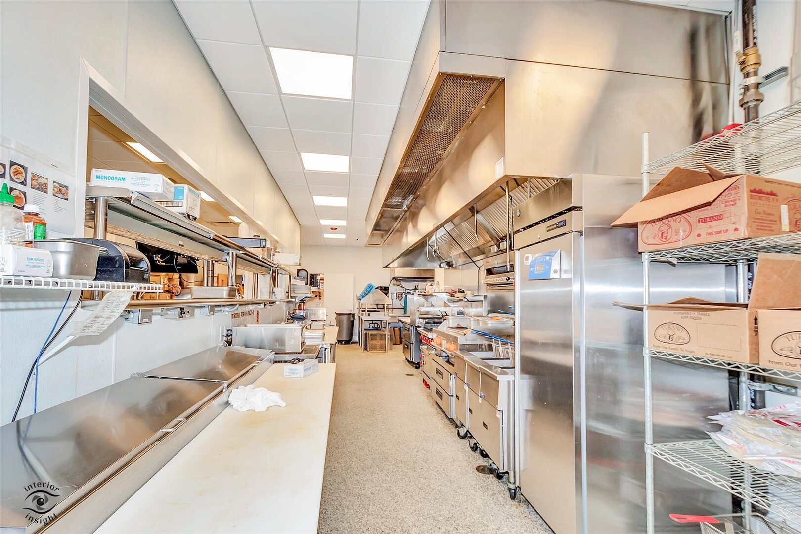 140 Washington Square, Washington, IL 61571