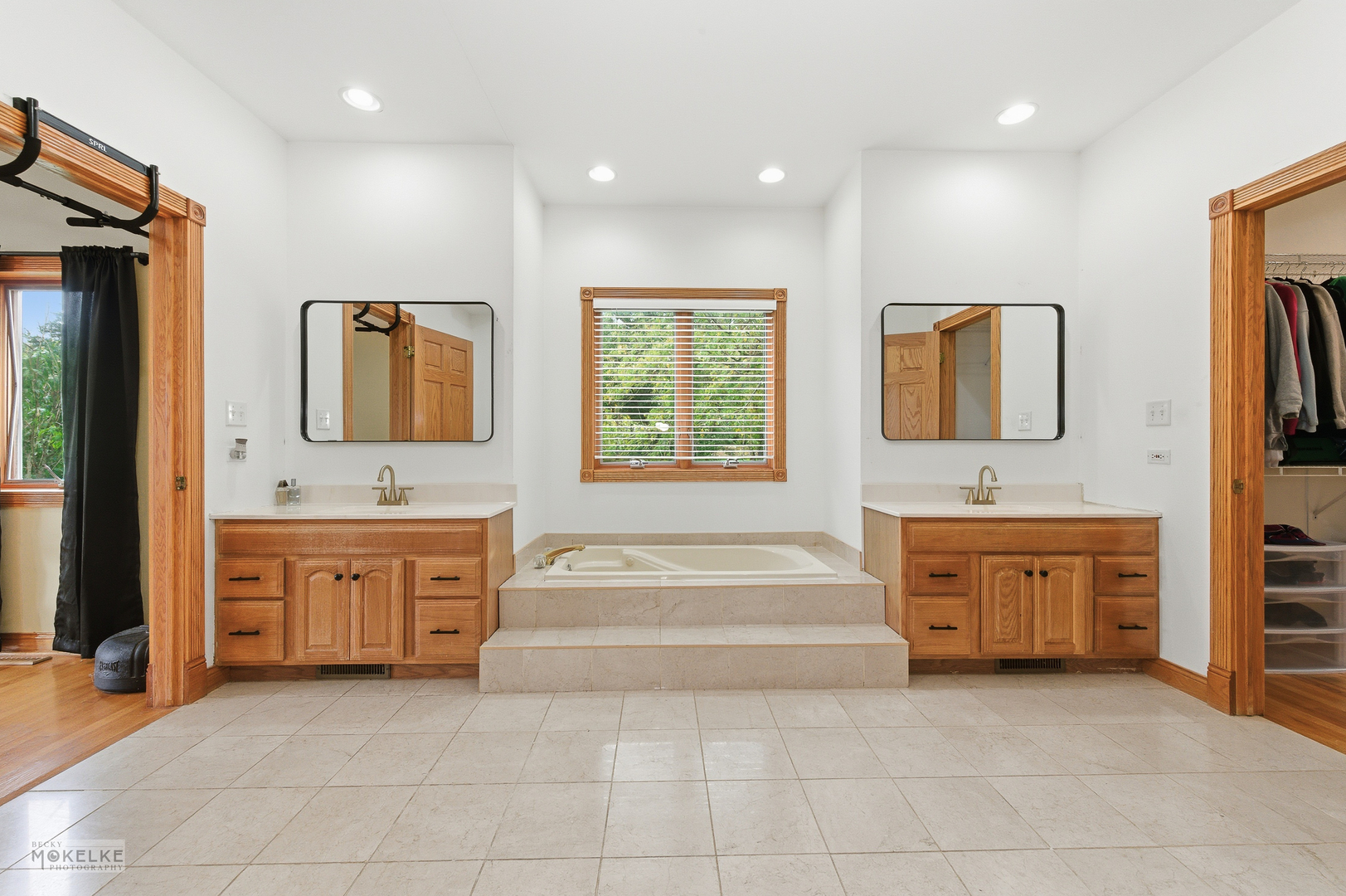 13220 Fox Lane, Lemont, IL 60439