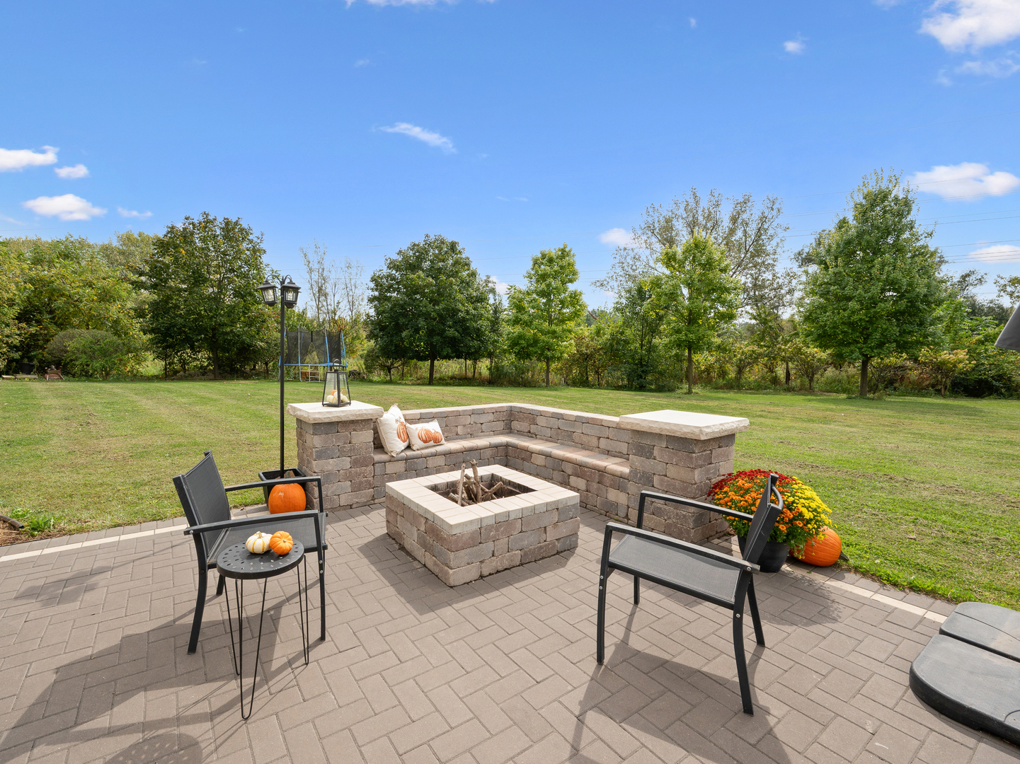 13220 Fox Lane, Lemont, IL 60439