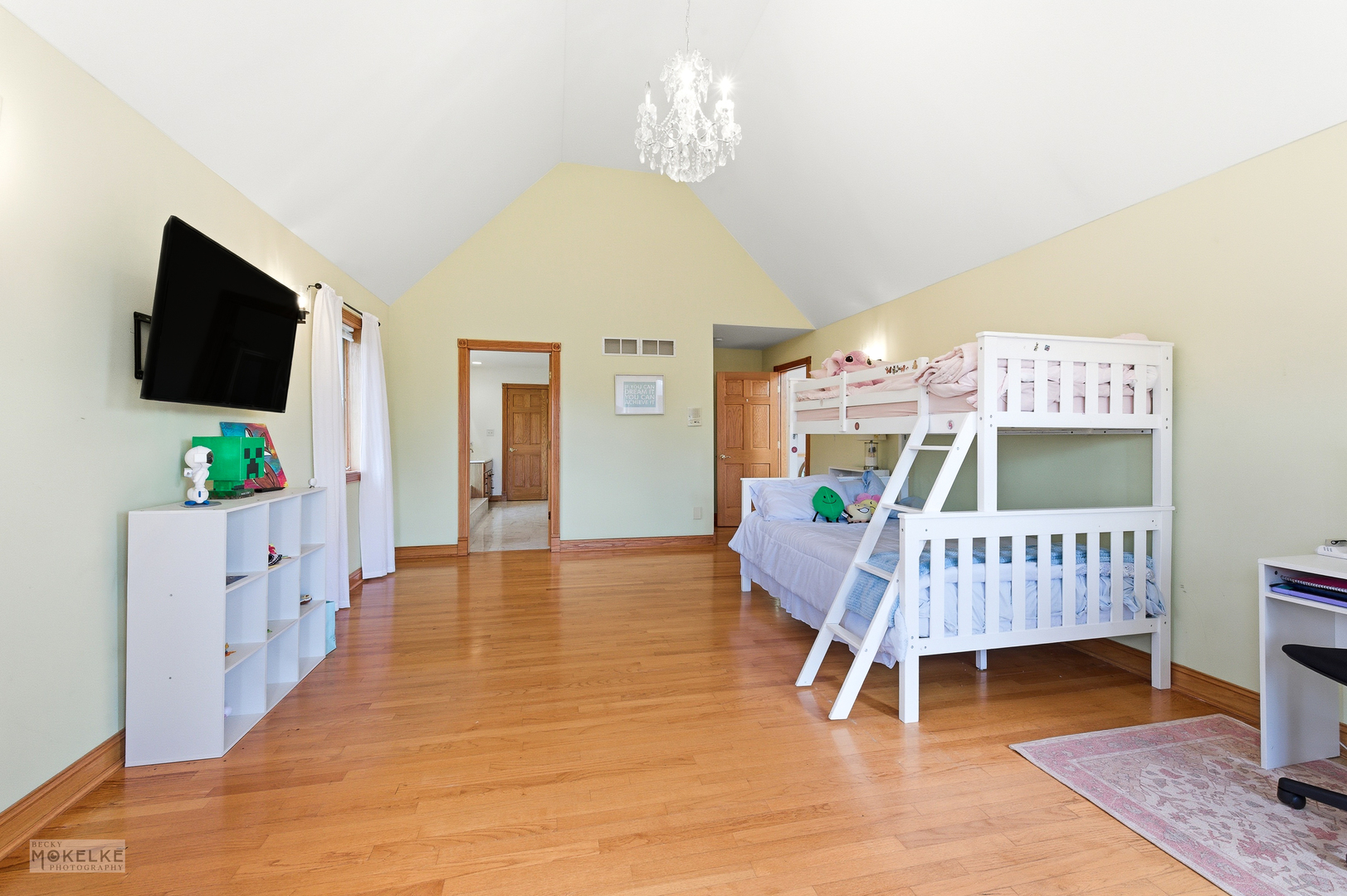 13220 Fox Lane, Lemont, IL 60439