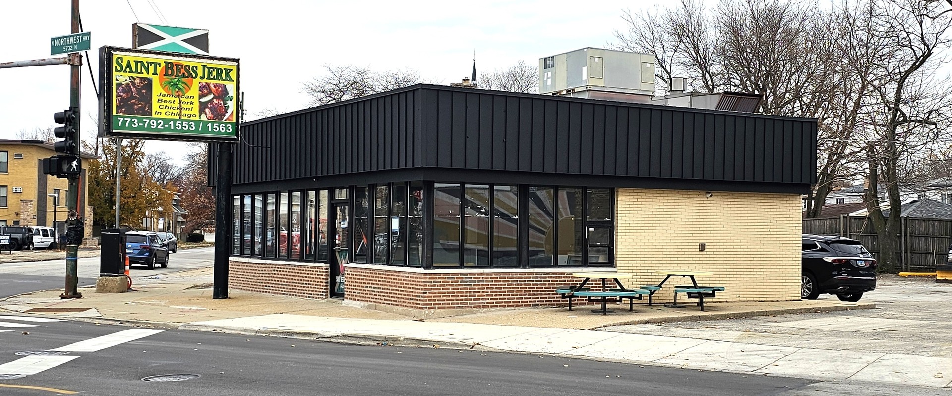 5725 N Northwest Highway, Chicago, IL 60630