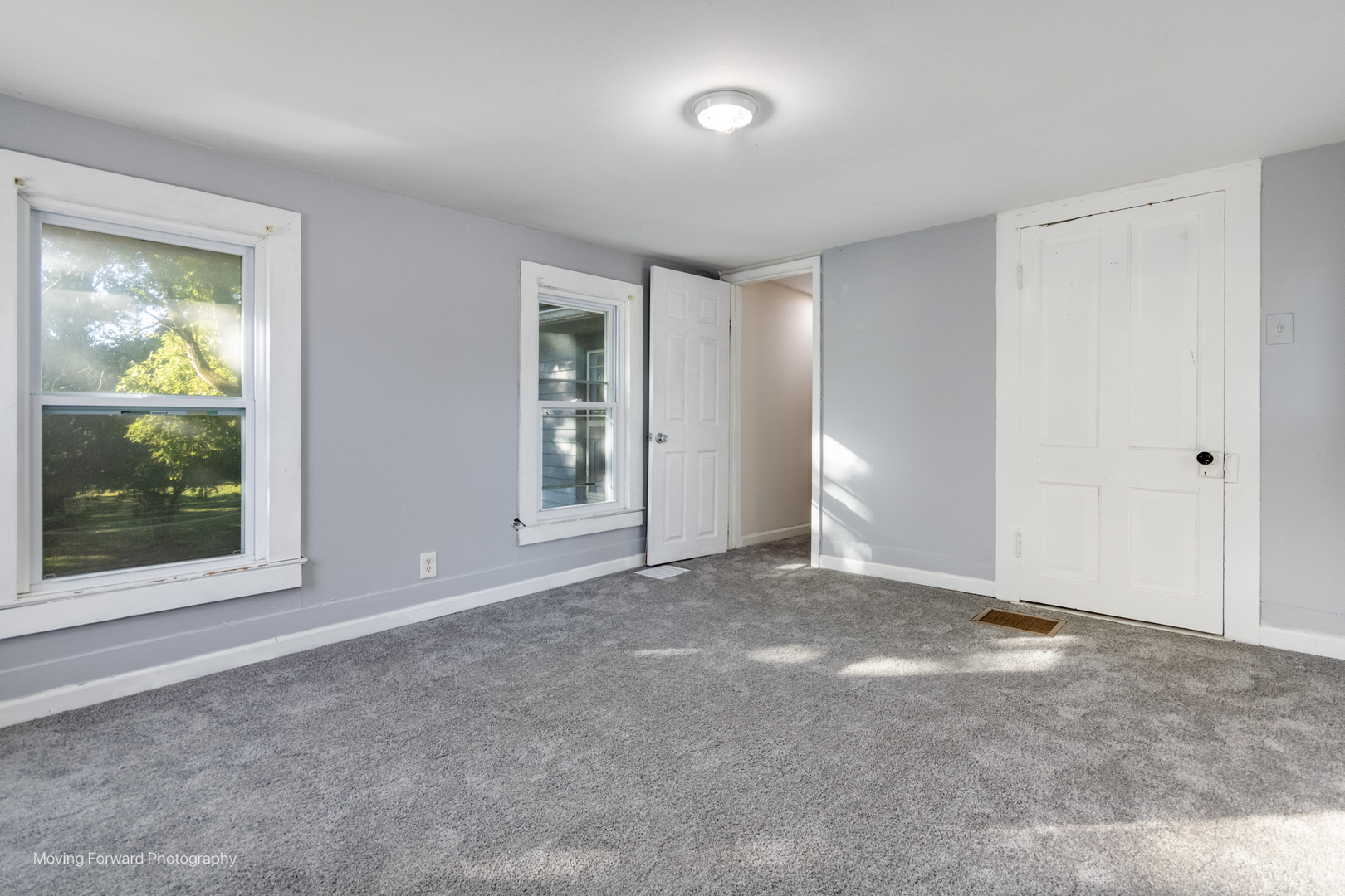 208 W Sycamore Street, Millington, IL 60537