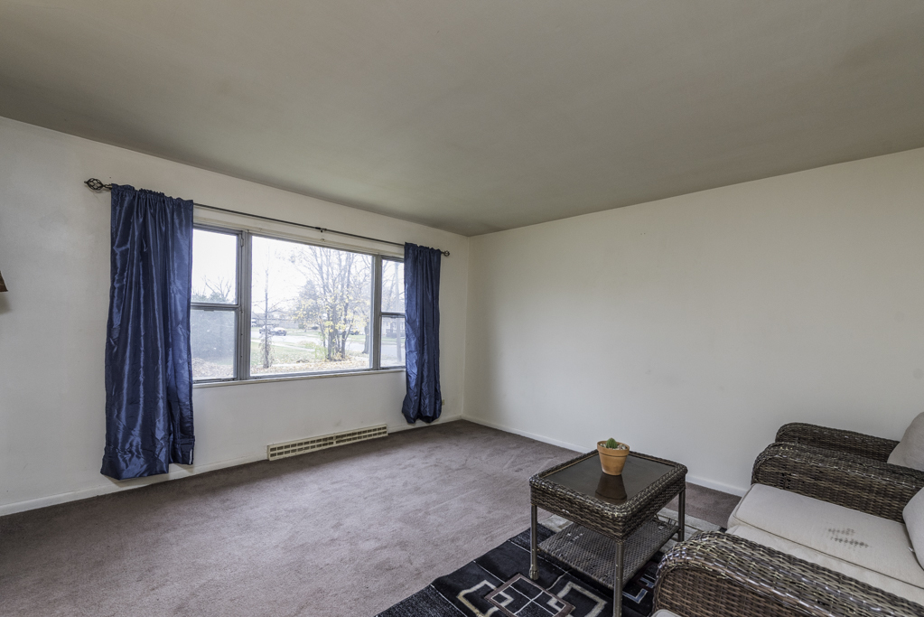 1015 Merton Avenue, Waukegan, IL 60087