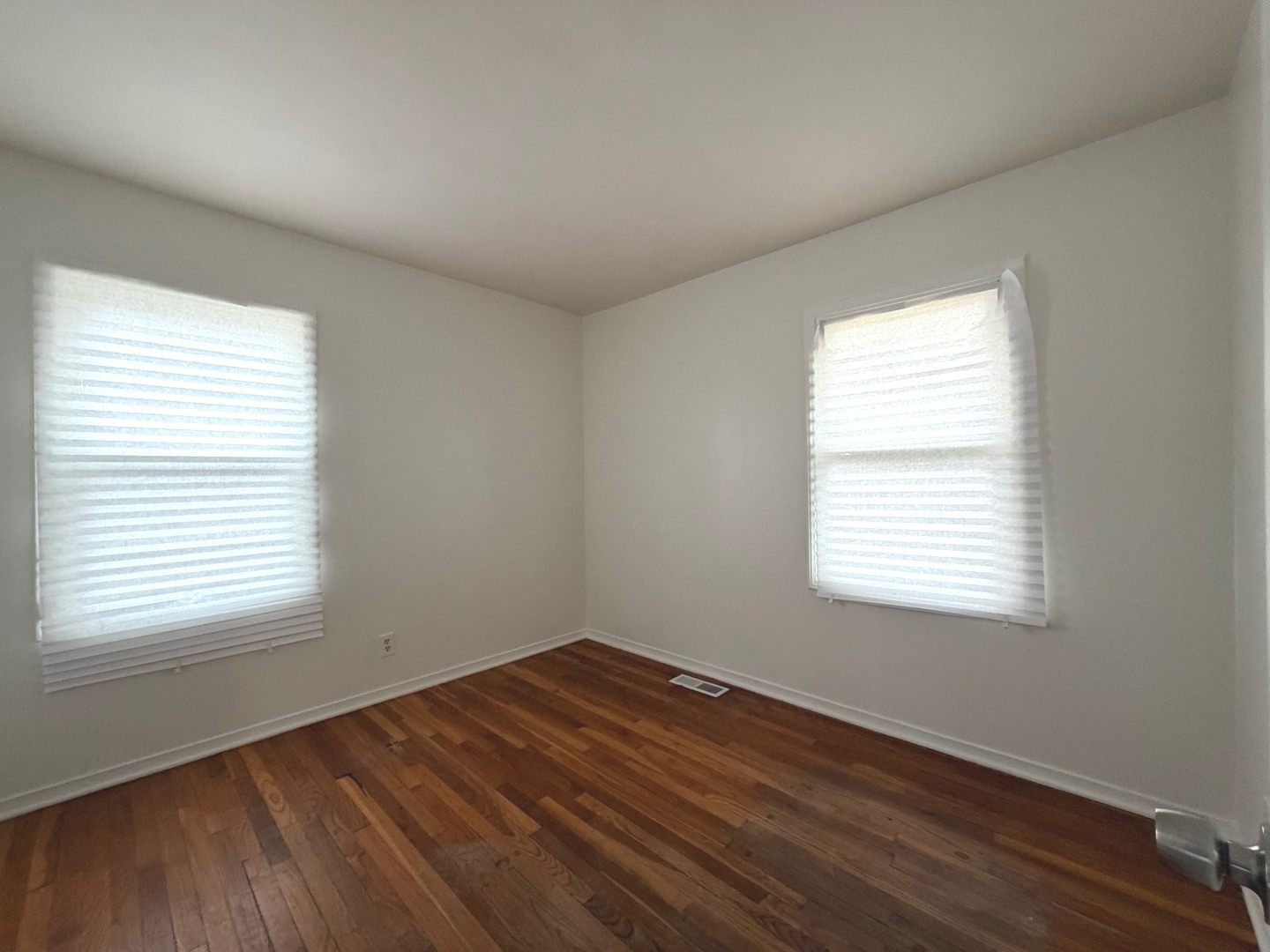 2039 221st Street, Sauk Village, IL 60411