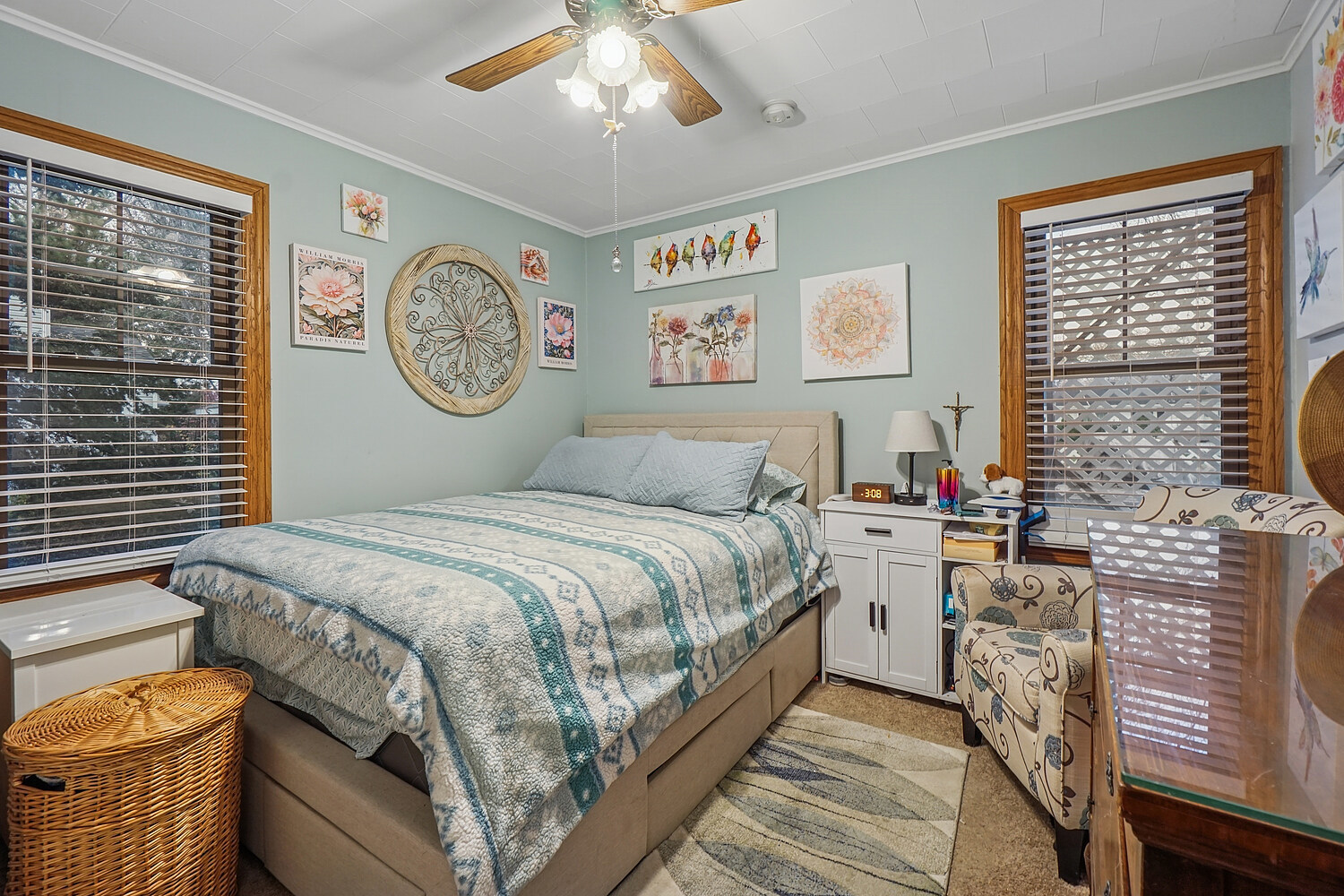 14317 Kilbourne Avenue, Midlothian, IL 60445