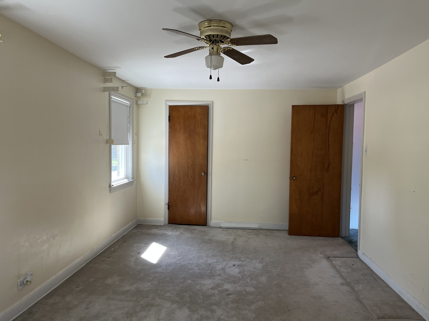 2222 S 15th Avenue, North Riverside, IL 60546