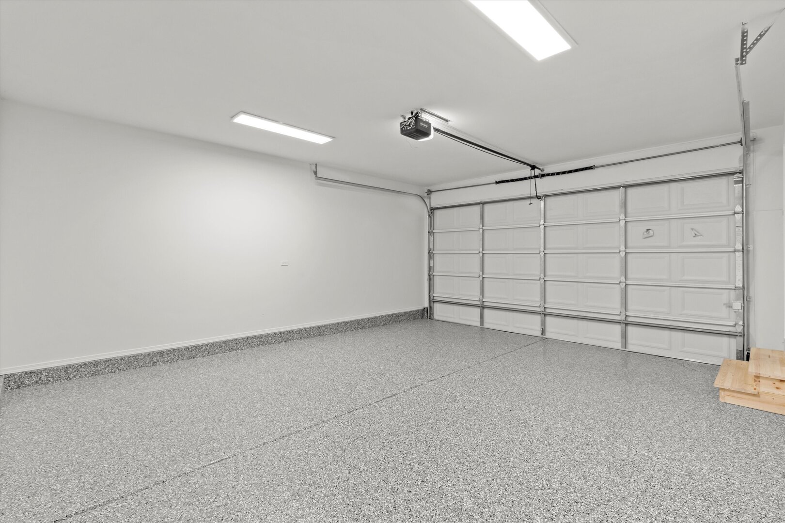 1245 Narragansett Drive, Carol Stream, IL 60188