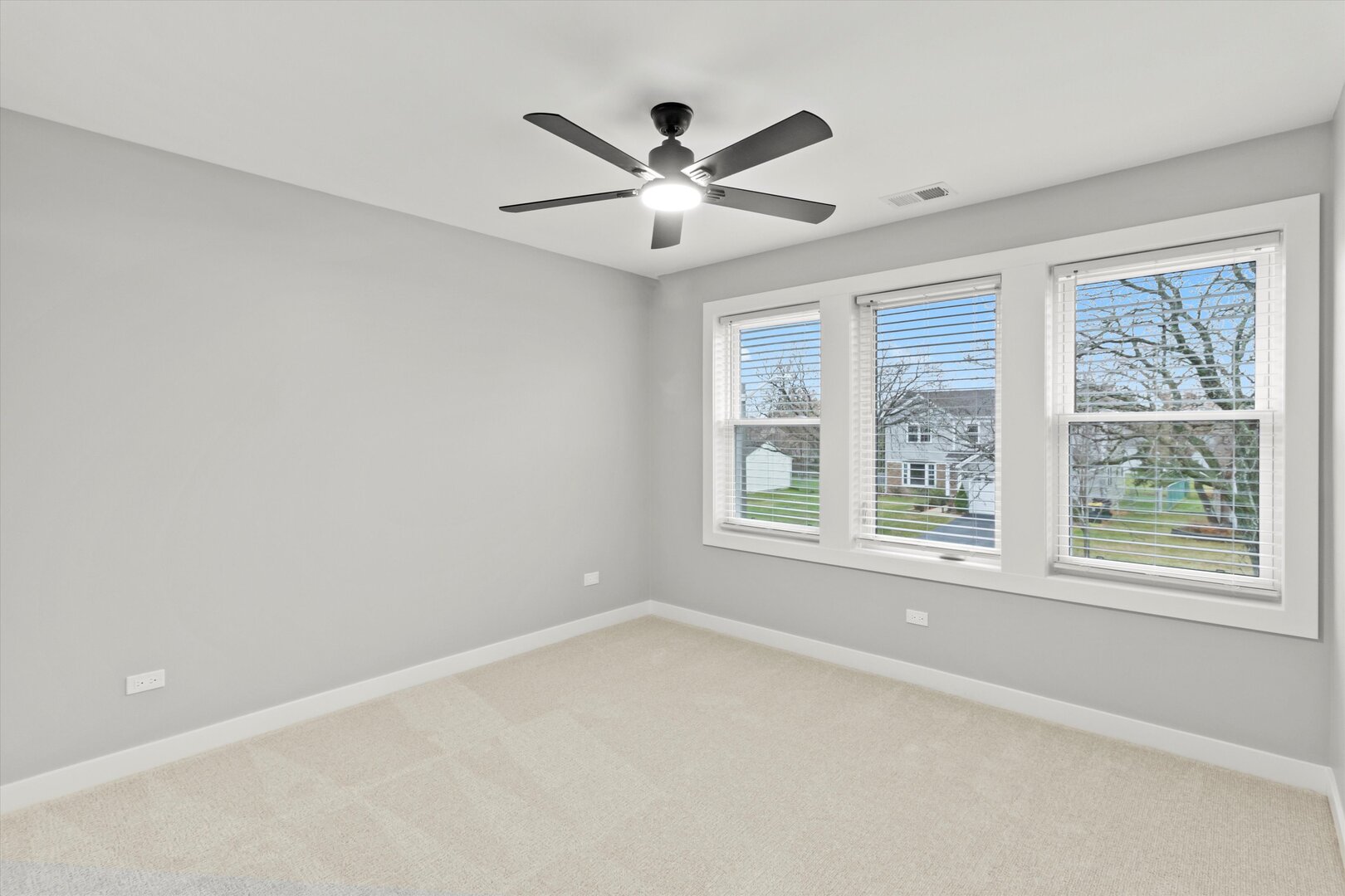 1245 Narragansett Drive, Carol Stream, IL 60188