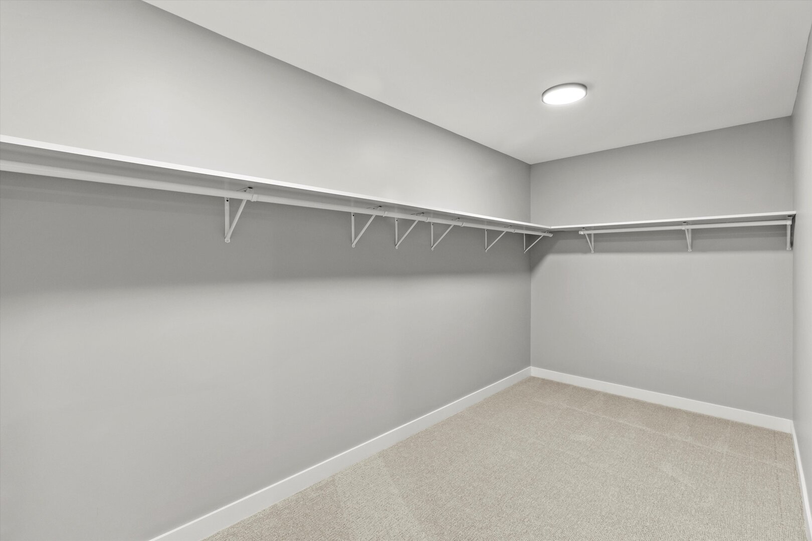 1245 Narragansett Drive, Carol Stream, IL 60188