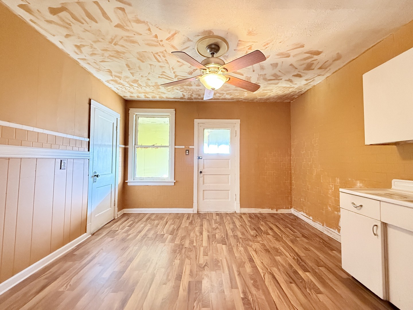 1541 N Latrobe Avenue, Chicago, IL 60651