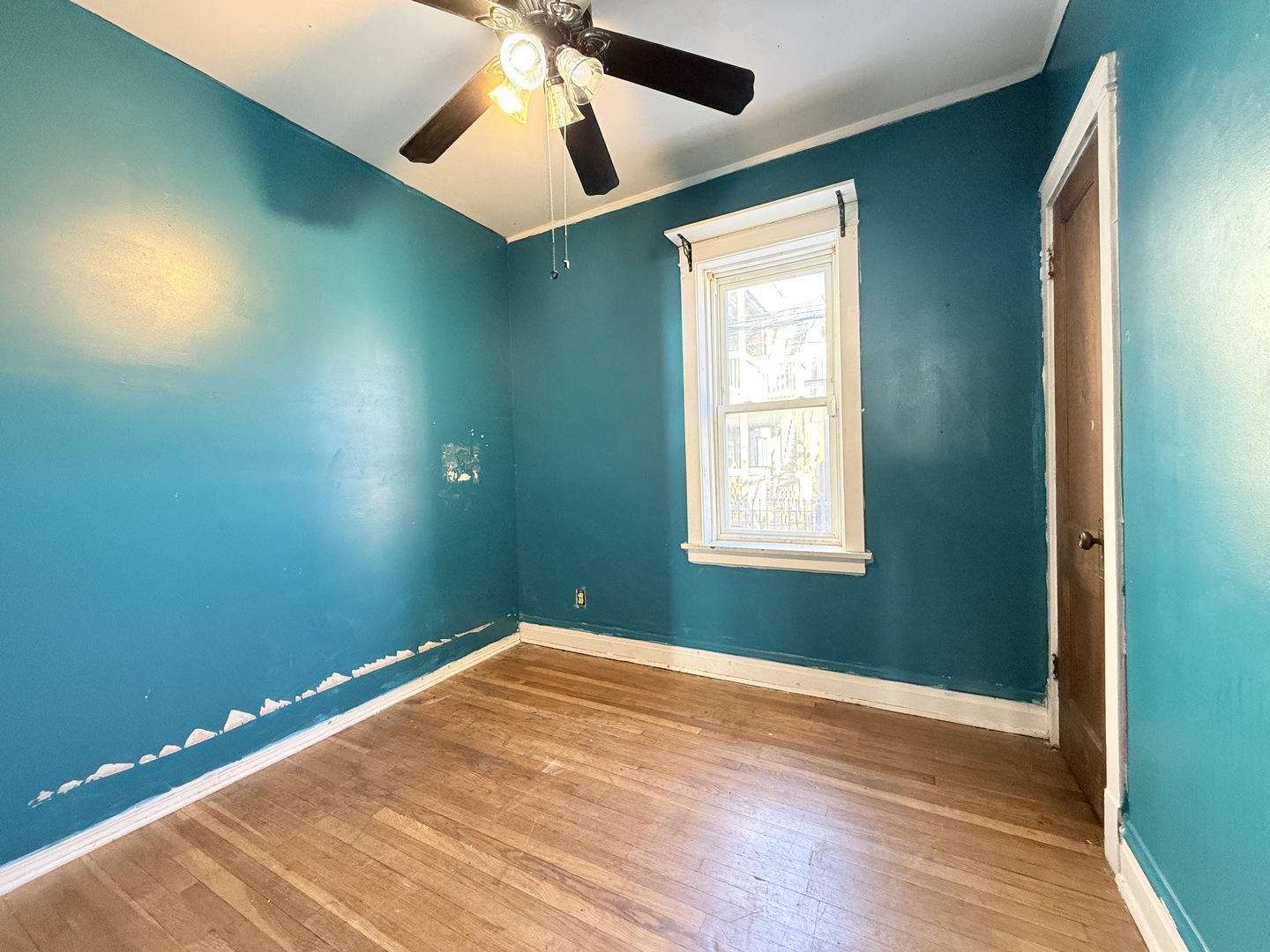 1541 N Latrobe Avenue, Chicago, IL 60651