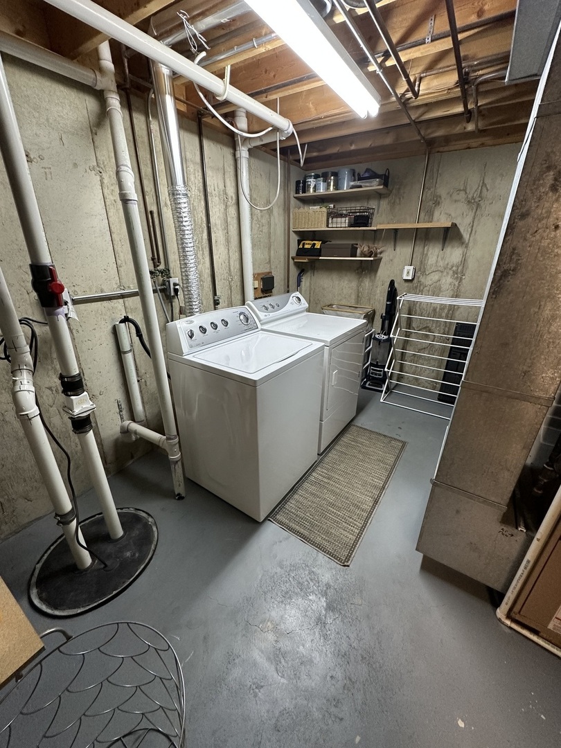 768 Lake Road, New Lenox, IL 60451