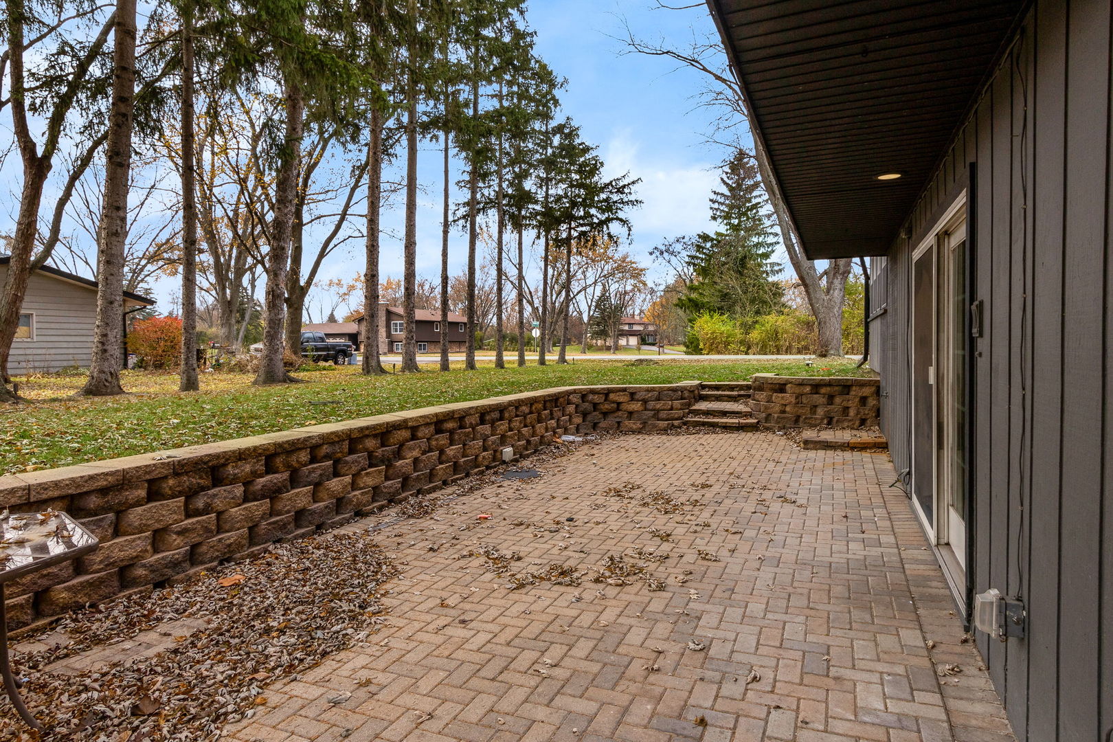 4N580 Chatham Court, West Chicago, IL 60185