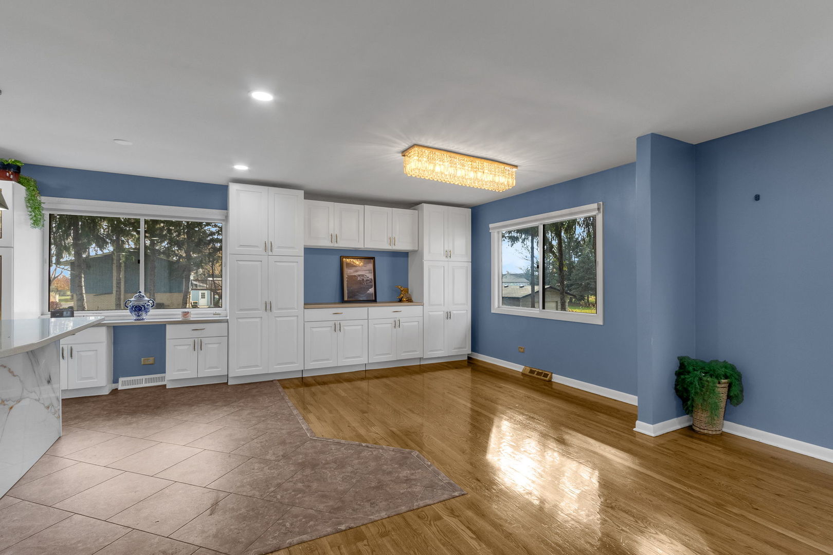 4N580 Chatham Court, West Chicago, IL 60185