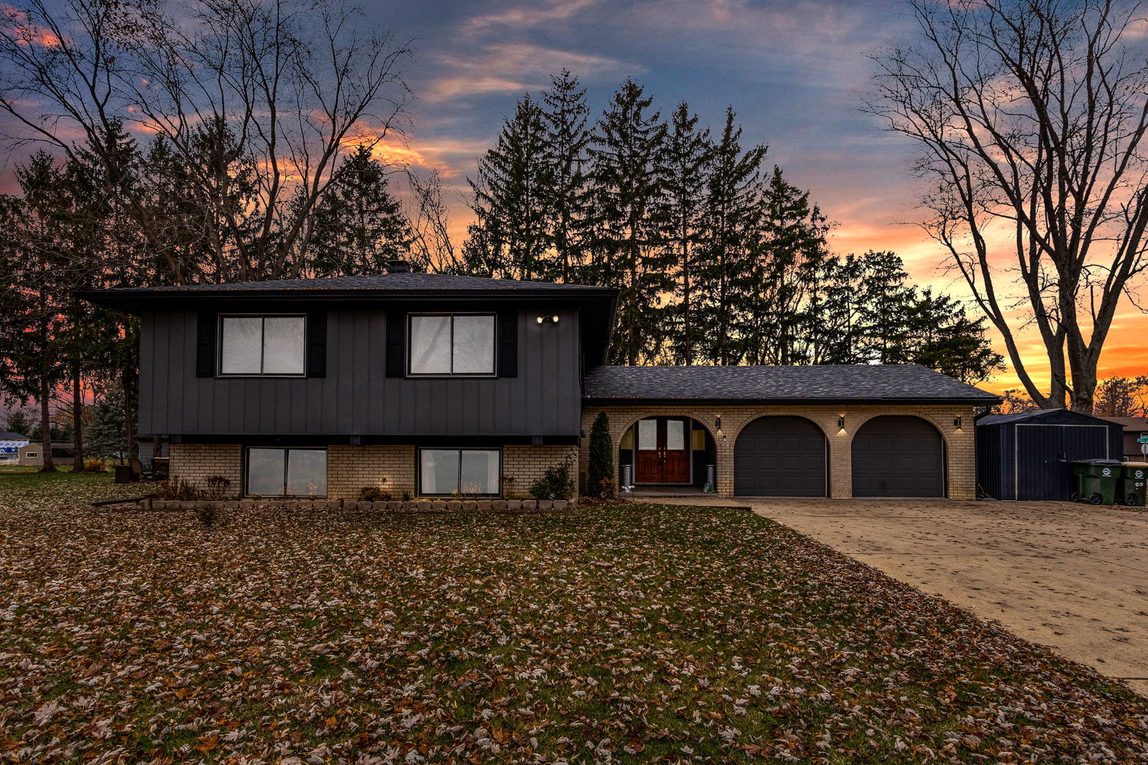 4N580 Chatham Court, West Chicago, IL 60185