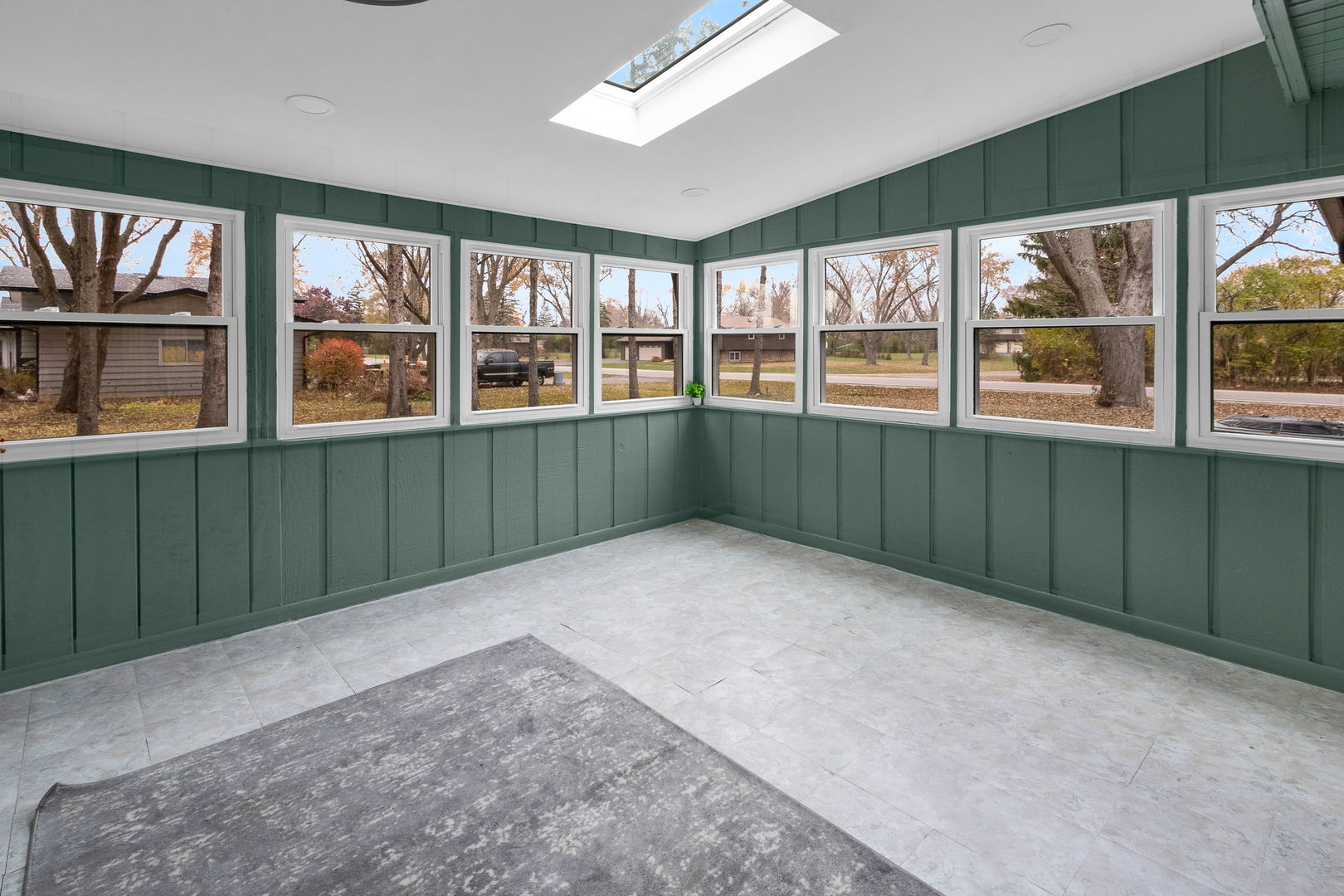 4N580 Chatham Court, West Chicago, IL 60185