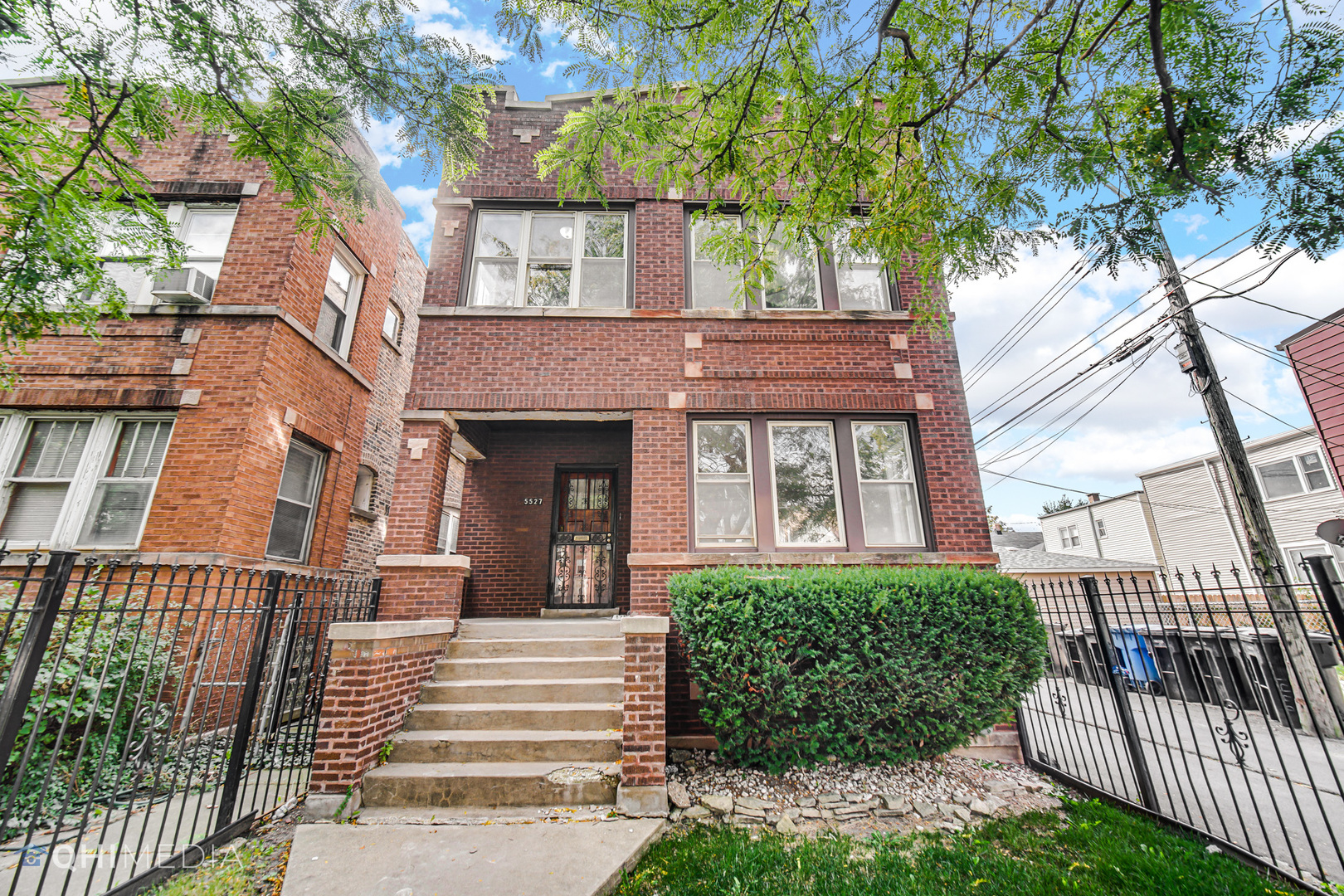 5527 W Potomac Avenue, Chicago, IL 60651