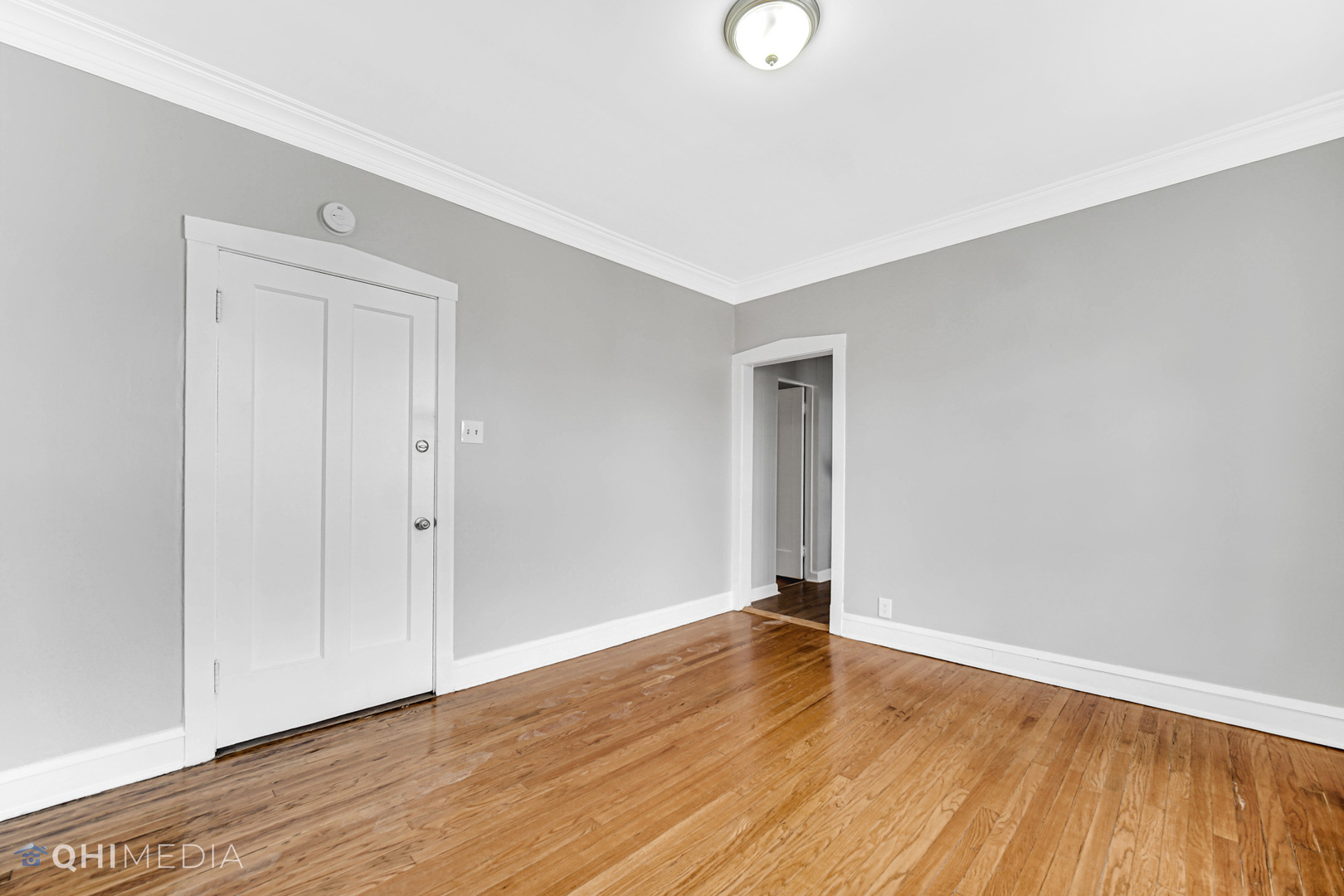 5527 W Potomac Avenue, Chicago, IL 60651