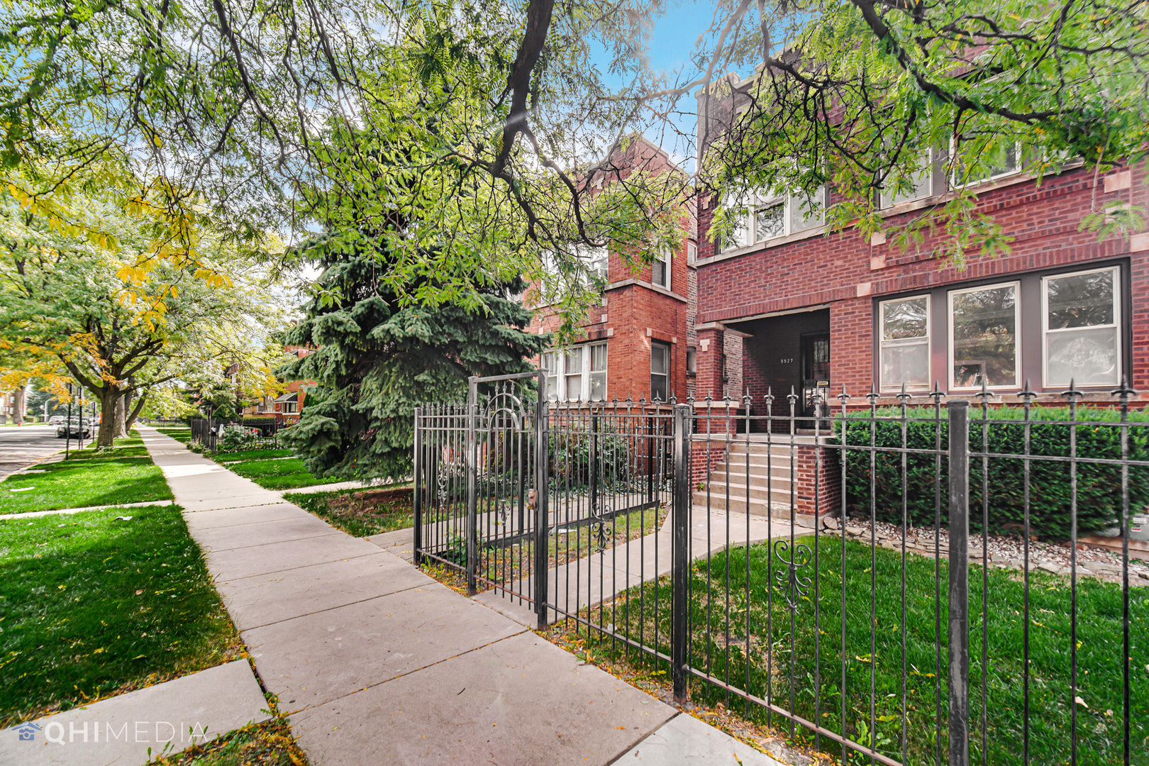 5527 W Potomac Avenue, Chicago, IL 60651