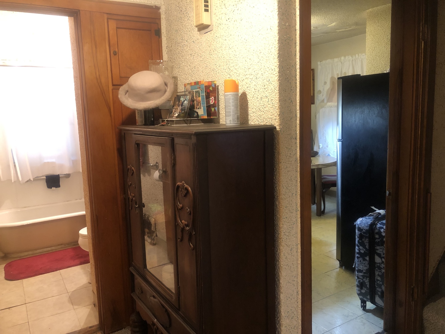 9715 S Dobson Avenue, Chicago, IL 60628