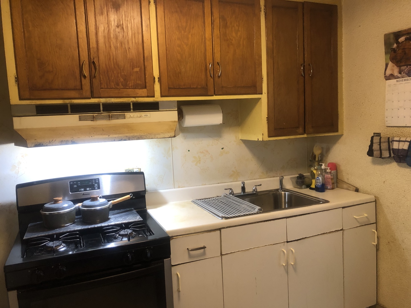 9715 S Dobson Avenue, Chicago, IL 60628