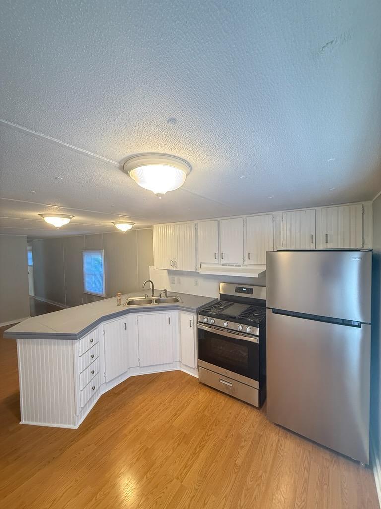 2993 Curtis Street #C41, Des Plaines, IL 60018