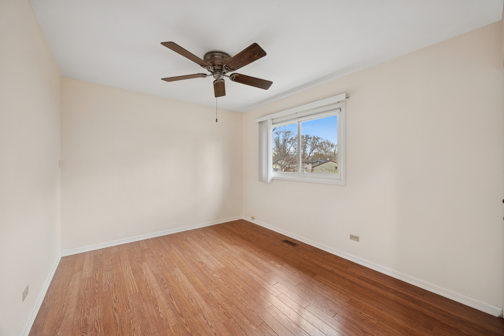 21W225 Coronet Road, Lombard, IL 60148