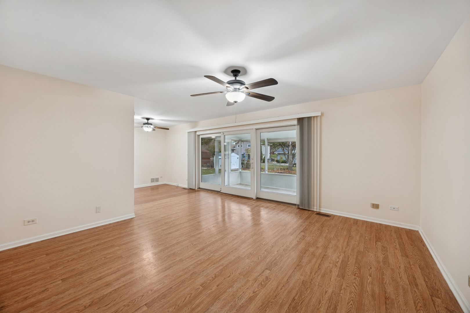 21W225 Coronet Road, Lombard, IL 60148