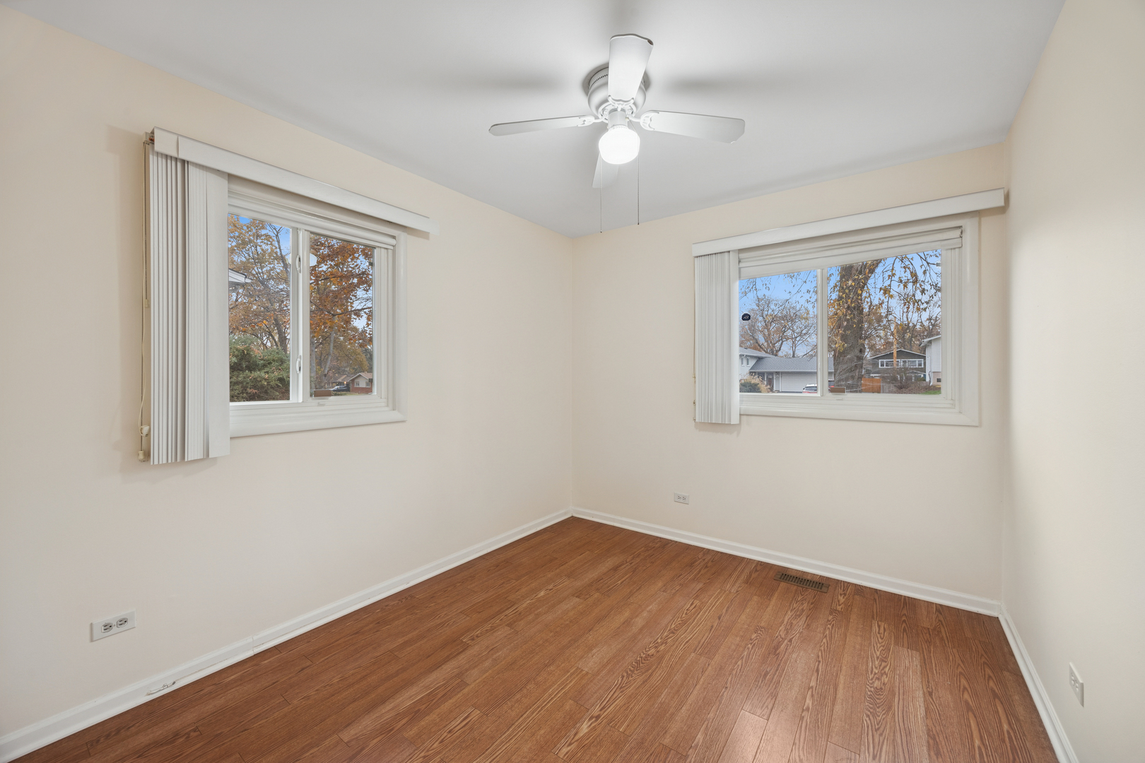 21W225 Coronet Road, Lombard, IL 60148