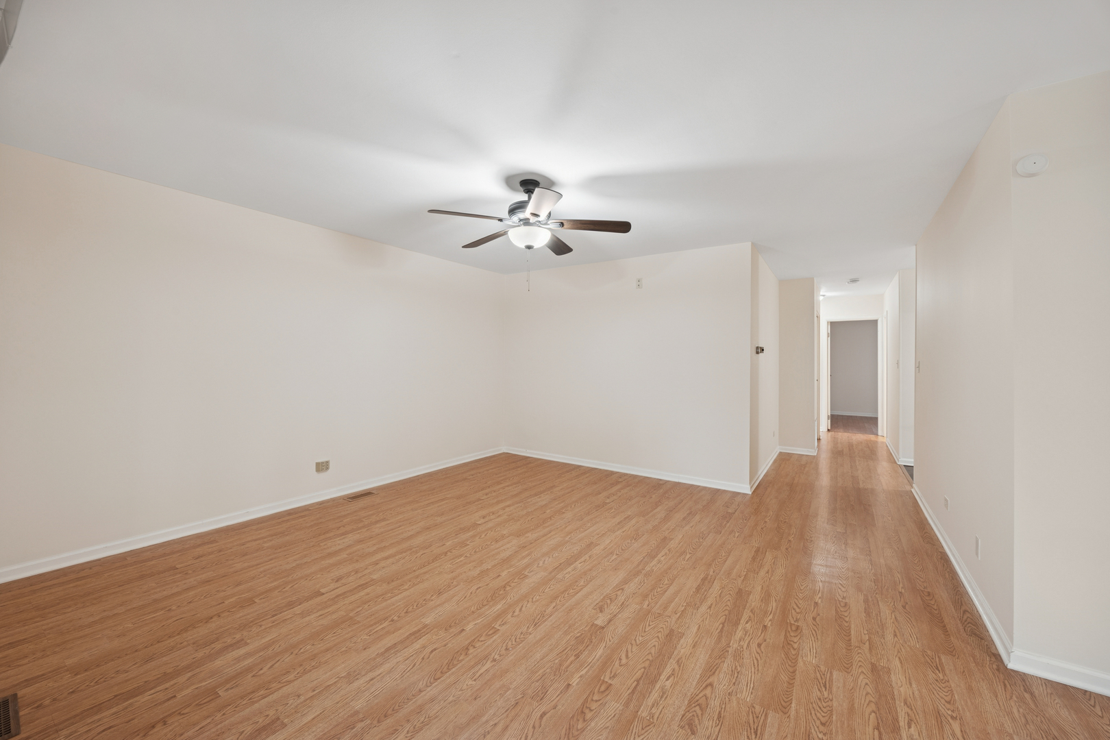 21W225 Coronet Road, Lombard, IL 60148