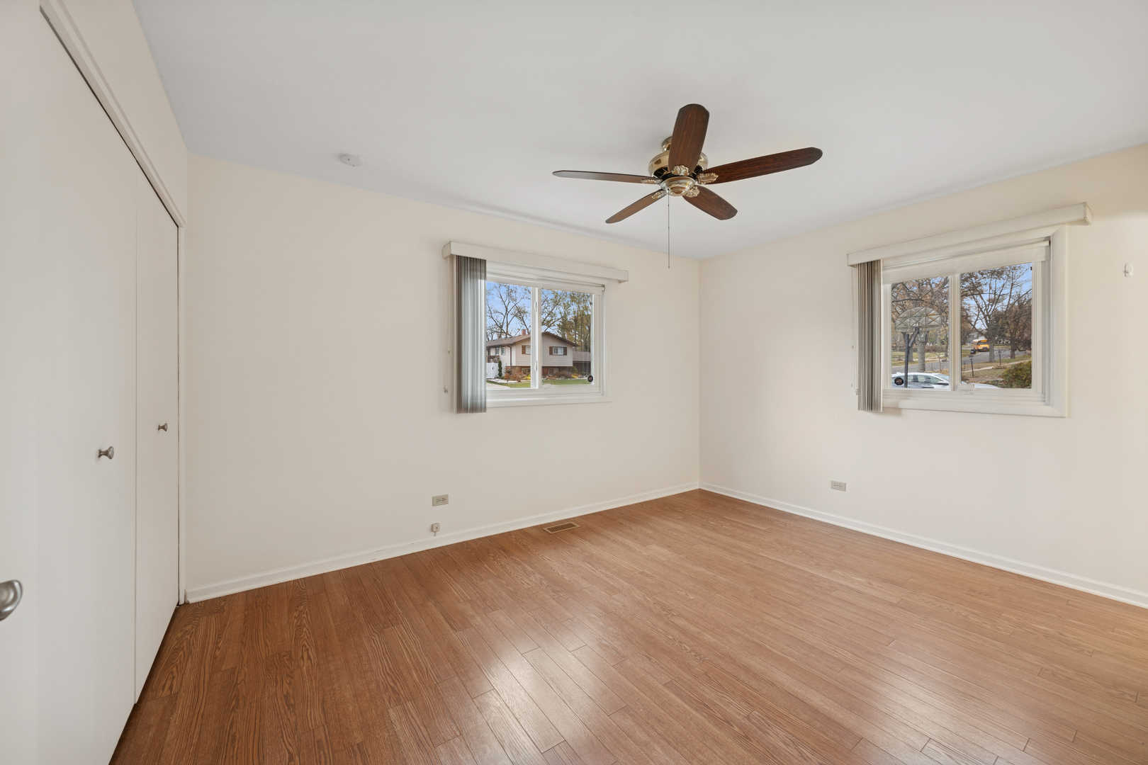 21W225 Coronet Road, Lombard, IL 60148