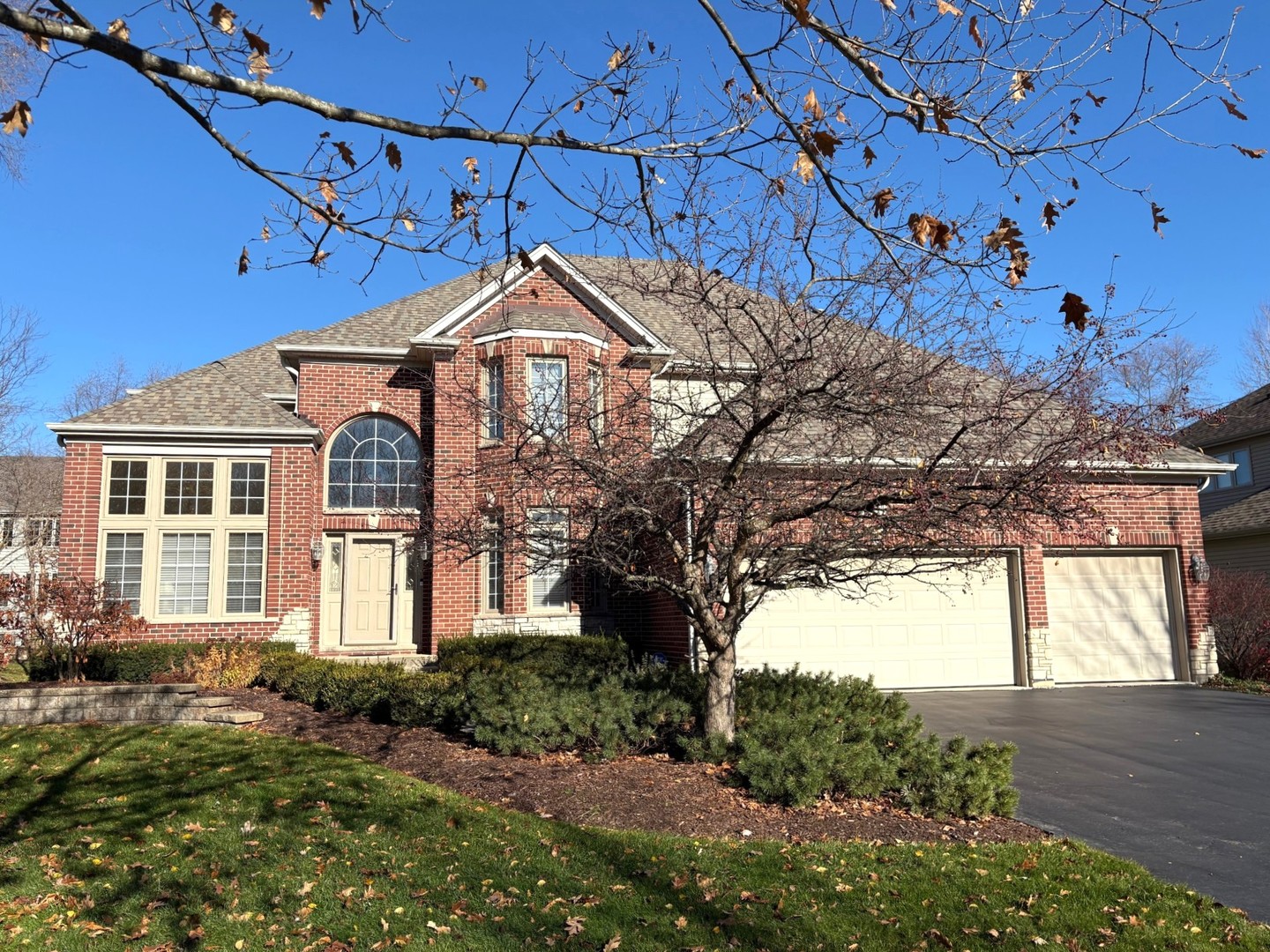 5644 Rosinweed Lane, Naperville, IL 60564