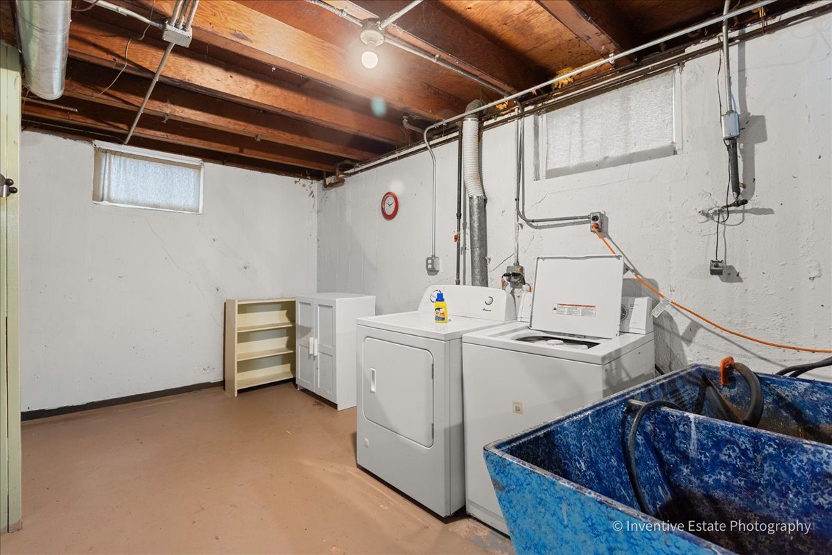 302 S Park Street, Westmont, IL 60559